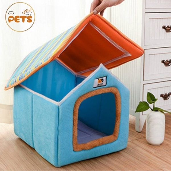 Nhà đệm mái ngói màu xanh